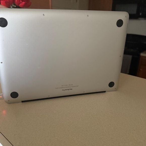 Apple MacBook Pro 13inch 2013 - Picture 6 of 6
